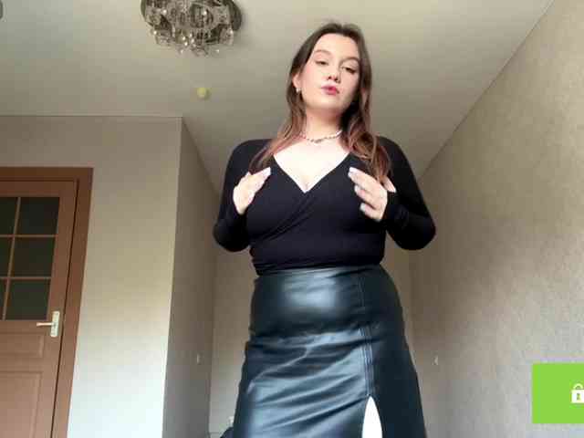 ErminiaCousar webcam