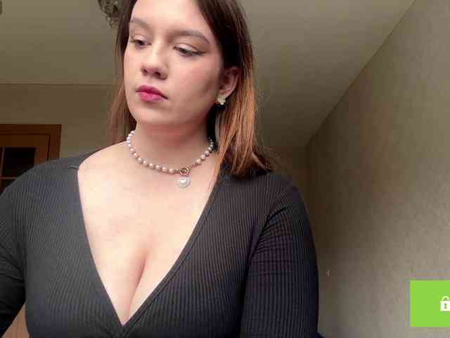 ErminiaCousar webcam