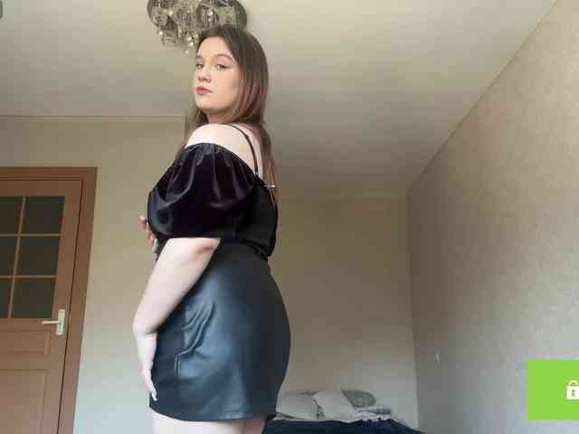 ErminiaCousar webcam