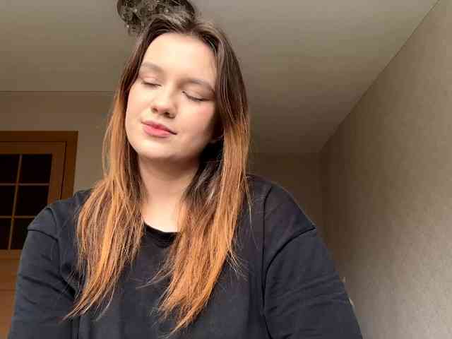 ErminiaCousar webcam