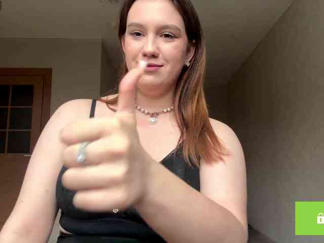 ErminiaCousar webcam