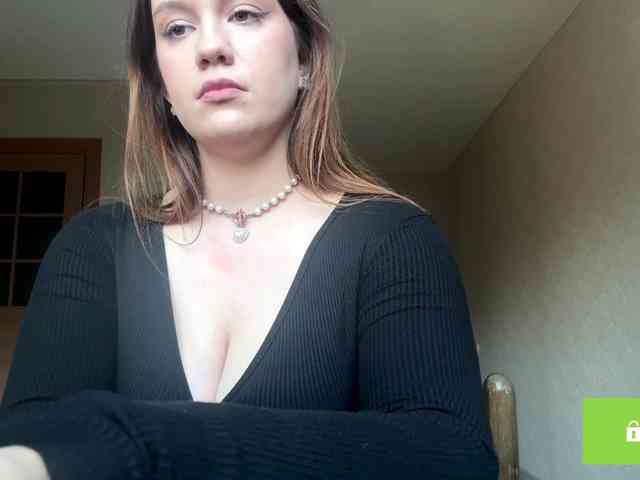 ErminiaCousar webcam