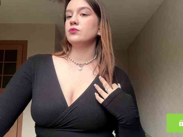 ErminiaCousar webcam