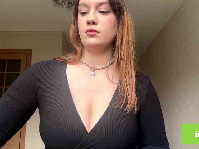 ErminiaCousar webcam