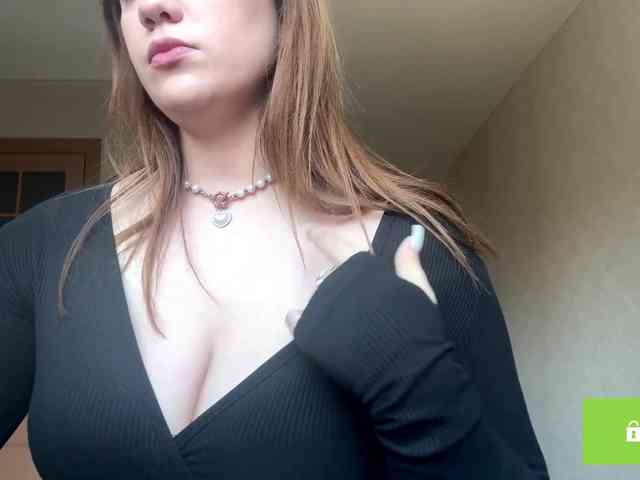 ErminiaCousar webcam