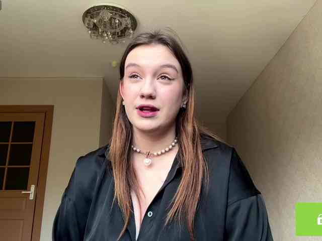 ErminiaCousar webcam