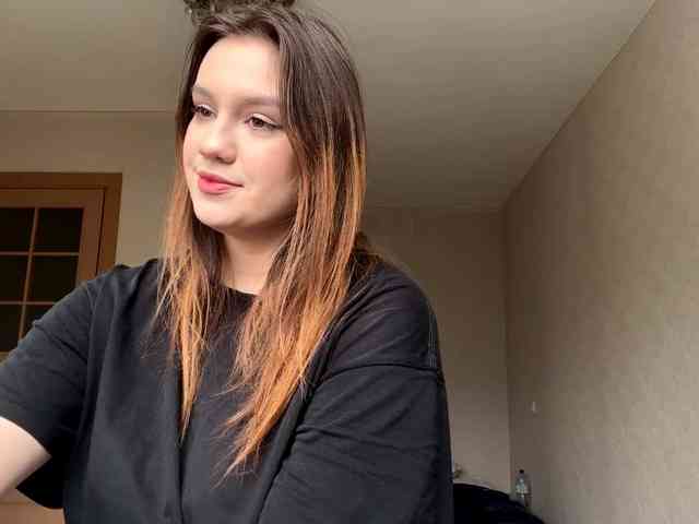 ErminiaCousar webcam