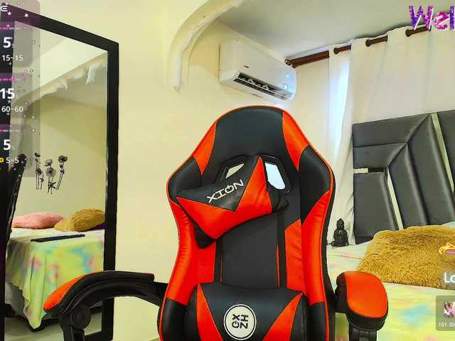 MiniLove01's BongaCams show and profile