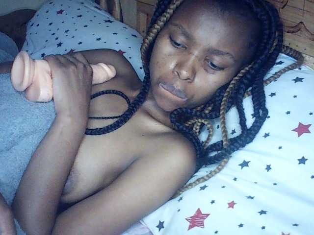 Cutiemary12 webcam stream