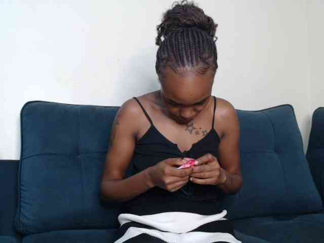 CocoaEclipse Live Webcam on BongaCams