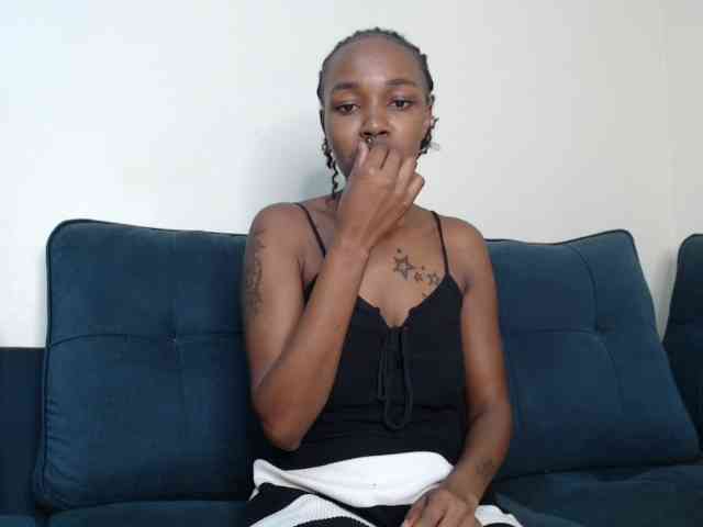 CocoaEclipse Live Webcam on BongaCams