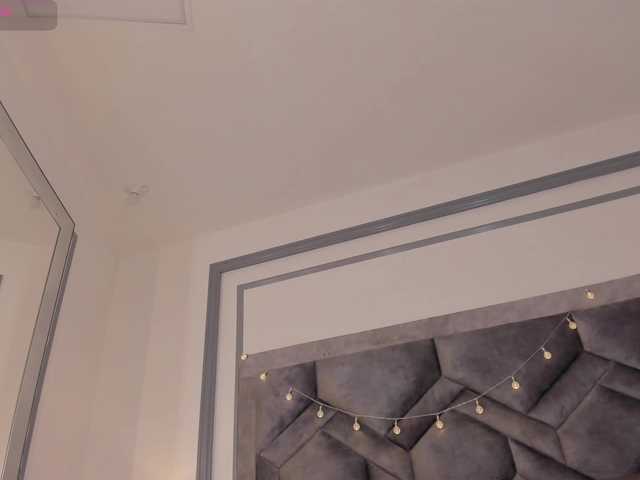 MollyLust1's BongaCams show and profile