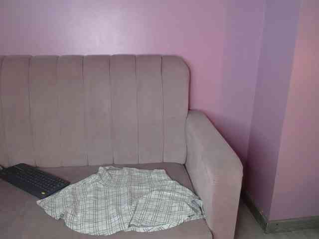 Antonella-Skyy webcam