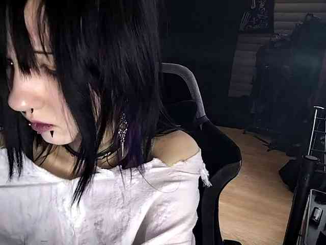 LasonyaGonzalos webcam