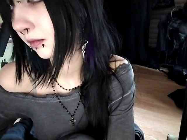 LasonyaGonzalos webcam