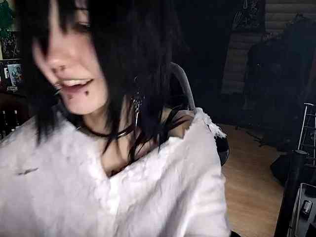 LasonyaGonzalos webcam