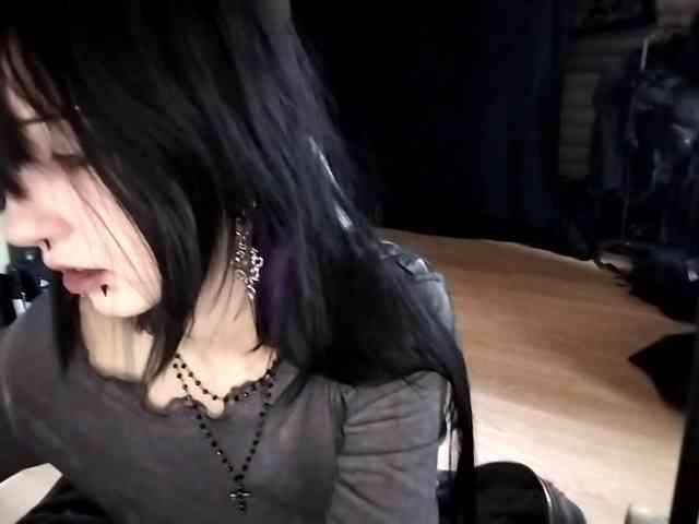 LasonyaGonzalos webcam