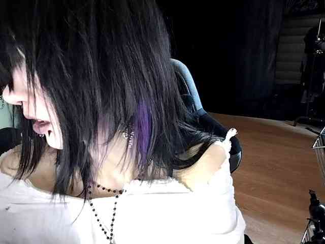 LasonyaGonzalos webcam