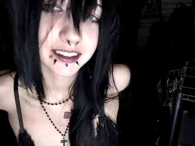 LasonyaGonzalos webcam