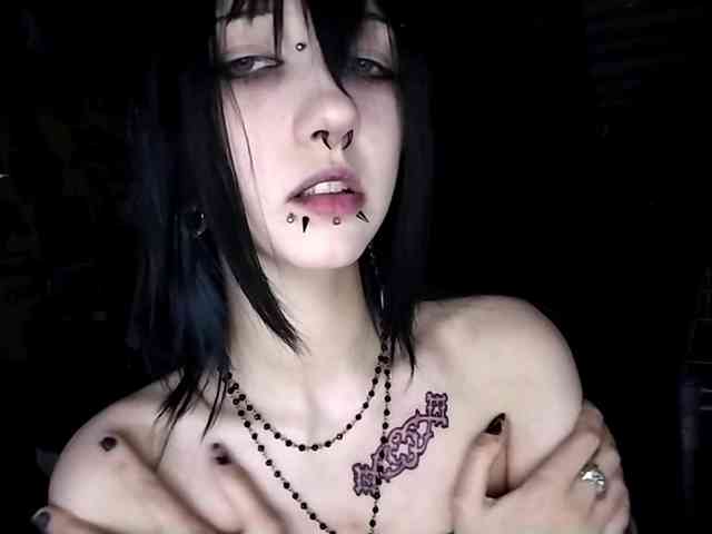 LasonyaGonzalos webcam