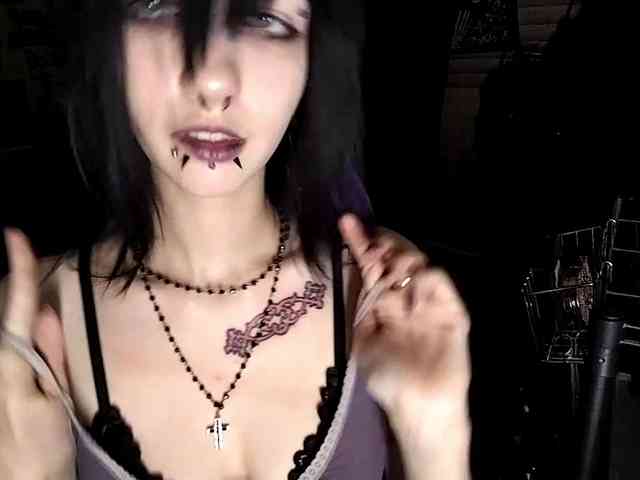 LasonyaGonzalos webcam