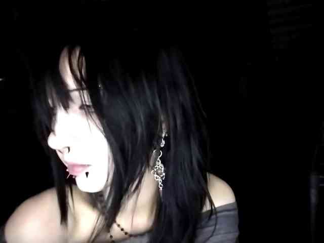 LasonyaGonzalos webcam