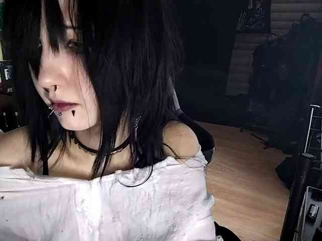 LasonyaGonzalos webcam