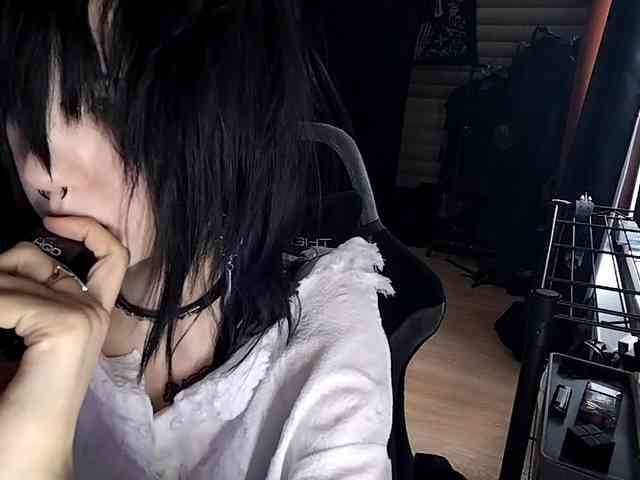 LasonyaGonzalos webcam