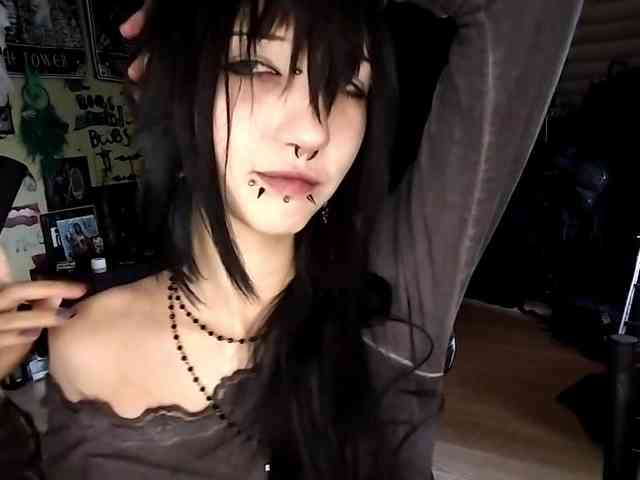 LasonyaGonzalos webcam