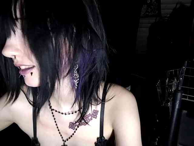 LasonyaGonzalos webcam