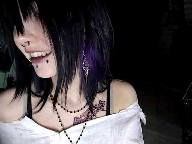 LasonyaGonzalos webcam