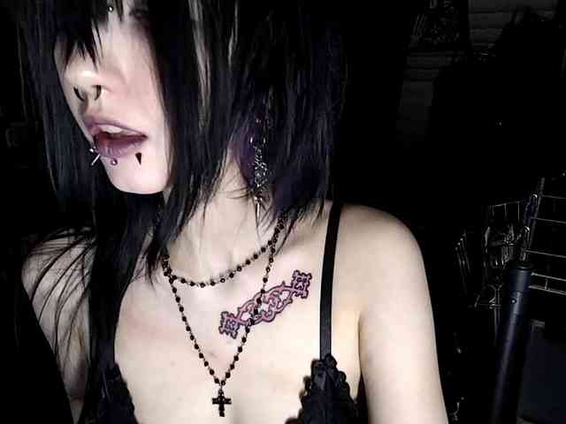 LasonyaGonzalos webcam