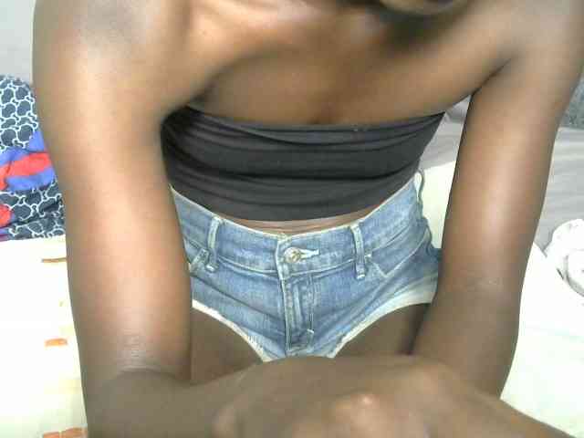 Petitequeenz Petitequeenz