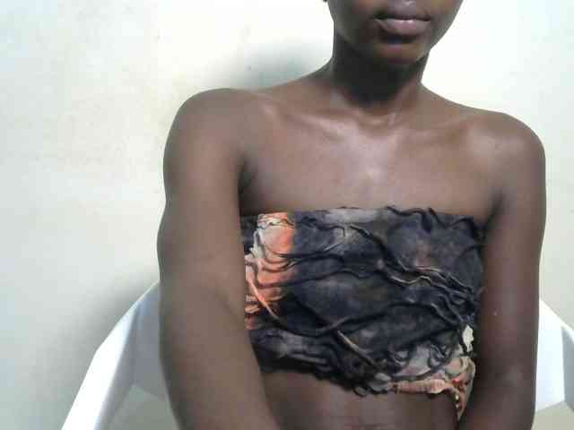 Petitequeenz Petitequeenz