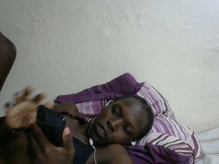 PrettyOne1 Porn Show