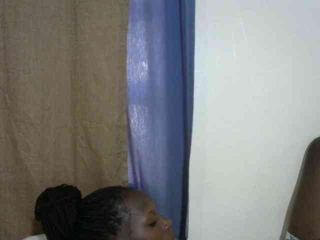 PrettyOne1 Live Webcam on BongaCams