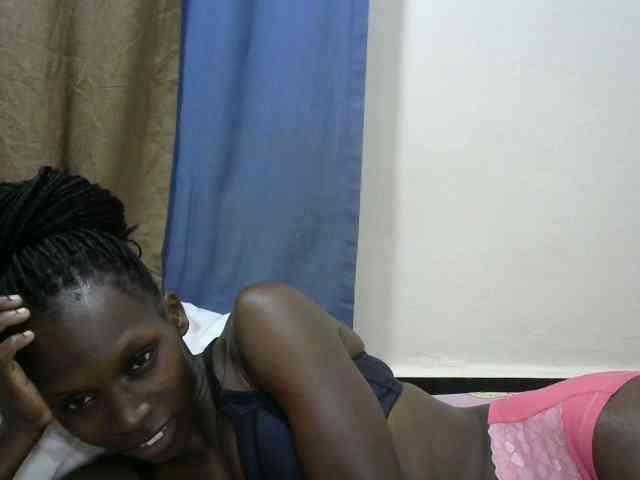 PrettyOne1 webcam