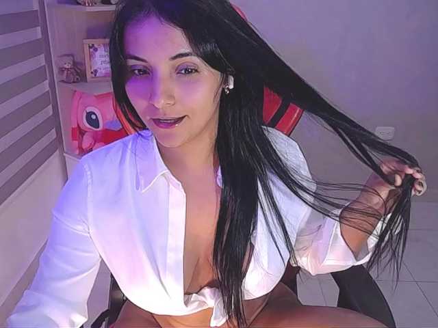 Sthecatha's BongaCams show and profile