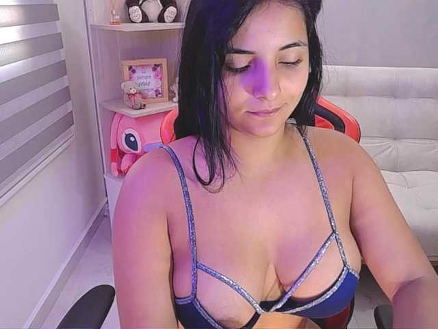 Sthecatha's BongaCams show and profile