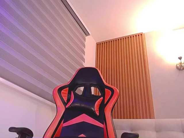 Sthecatha's BongaCams show and profile