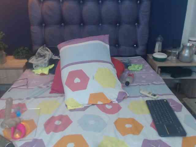 Jennyflamehot webcam