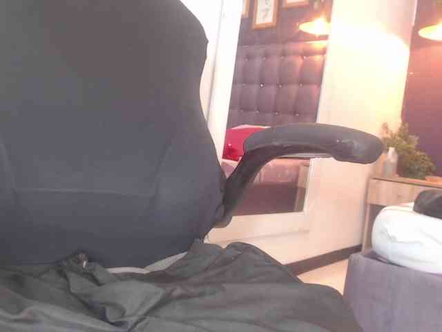 Jennyflamehot webcam