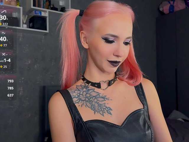 dora-doll's BongaCams show and profile