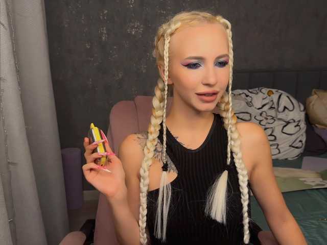 dora-doll's BongaCams show and profile