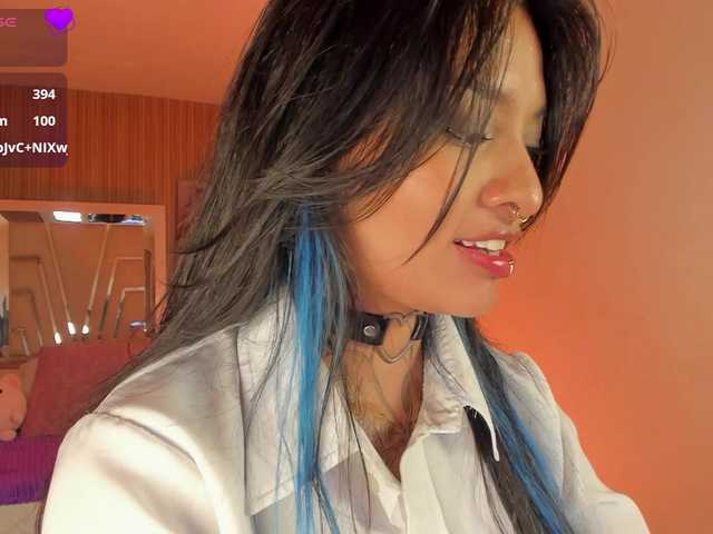 Niicole-Monet's BongaCams show and profile