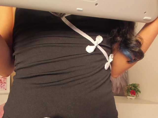 Niicole-Monet's BongaCams show and profile