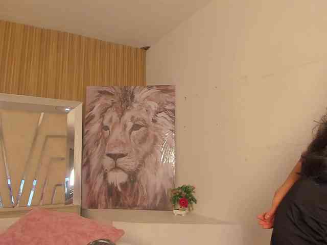 Niicole-Monet webcam