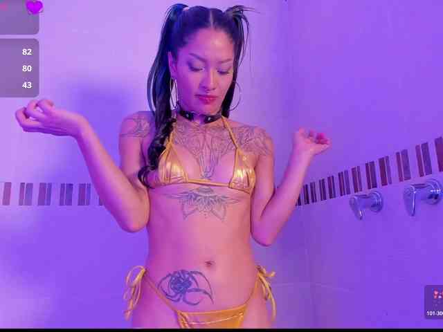 Niicole-Monet webcam