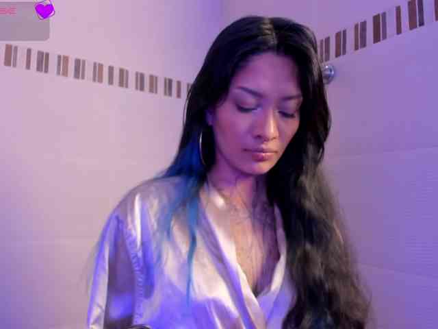 Niicole-Monet webcam