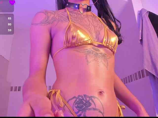 Niicole-Monet webcam